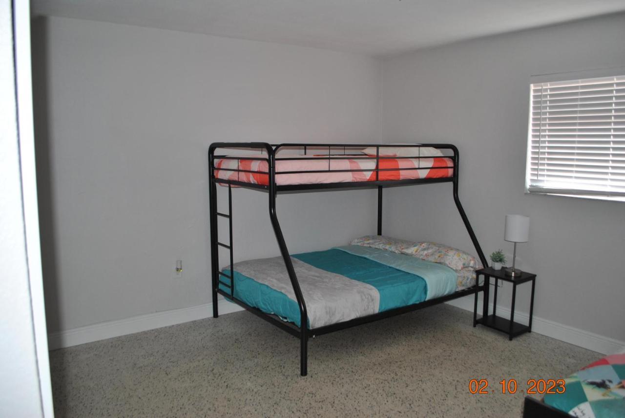 Apartament Sleeps 8, Havana Nights In Miami Zewnętrze zdjęcie